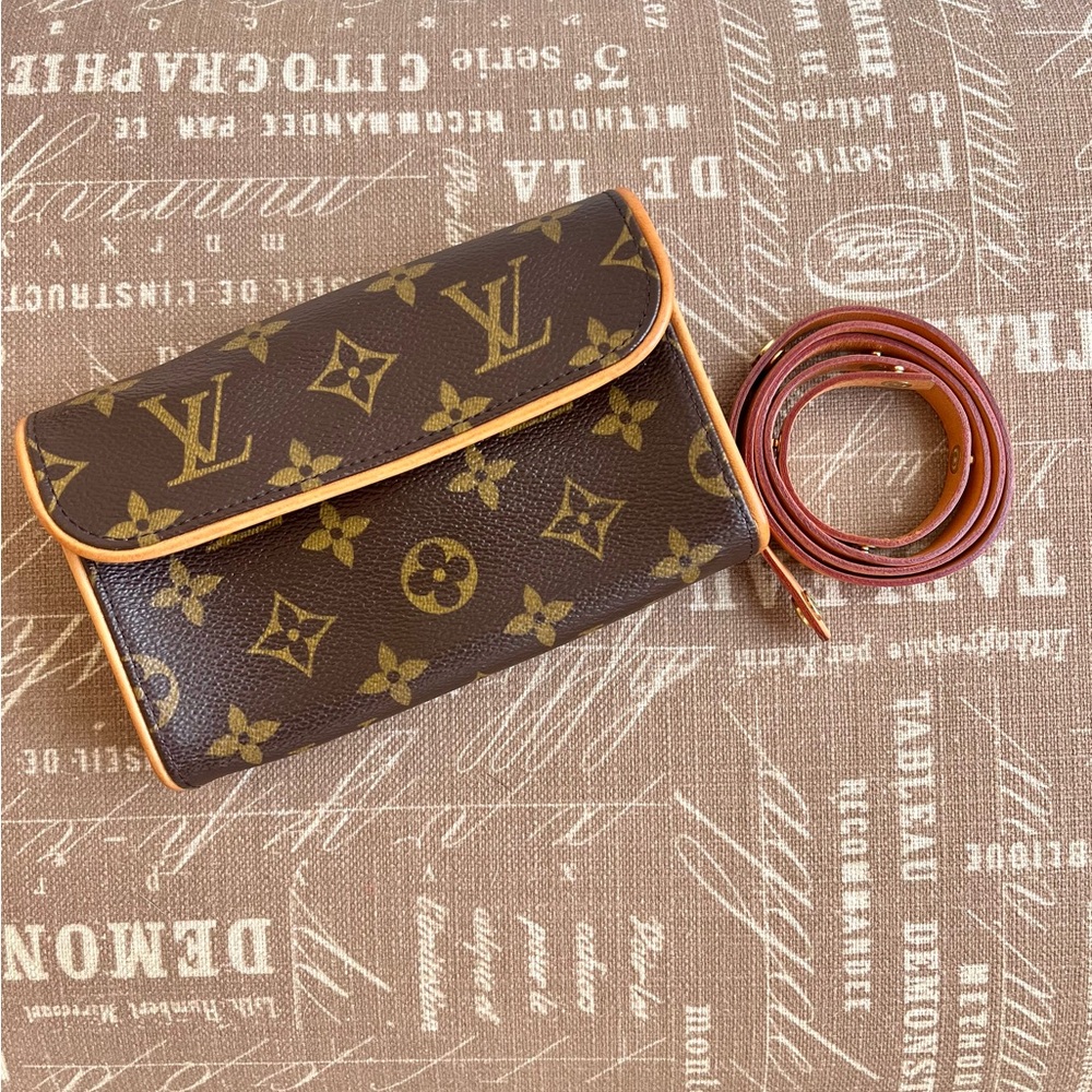 Louis Vuitton Monogram Florentine Pochette Belt Bag